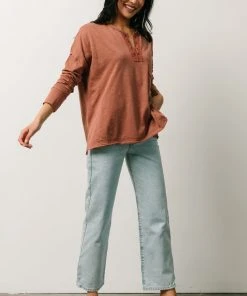 IL Thatcher Long Sleeve Top | Clay Boho