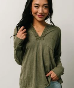 IL Boho Thatcher Long Sleeve Top | Olive 17 IL Boho Thatcher Long Sleeve Top | Olive