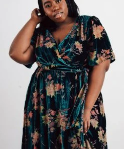 BB Custom Uma Velvet Maxi Dress | Jade Floral Dresses