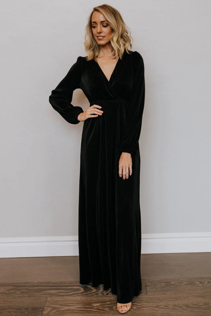 BB Custom Dresses Venus Pleated Maxi Dress | Black 2 BB Custom Dresses Venus Pleated Maxi Dress | Black