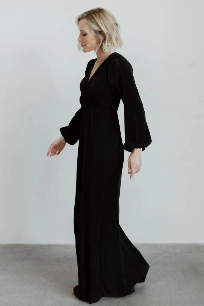 BB Custom Dresses Venus Pleated Maxi Dress | Black 9 BB Custom Dresses Venus Pleated Maxi Dress | Black
