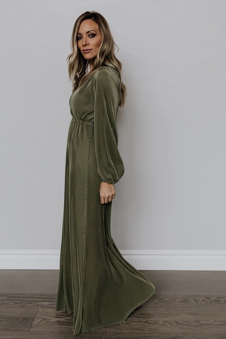 BB Custom Dresses Venus Pleated Maxi Dress | Sage 11 BB Custom Dresses Venus Pleated Maxi Dress | Sage