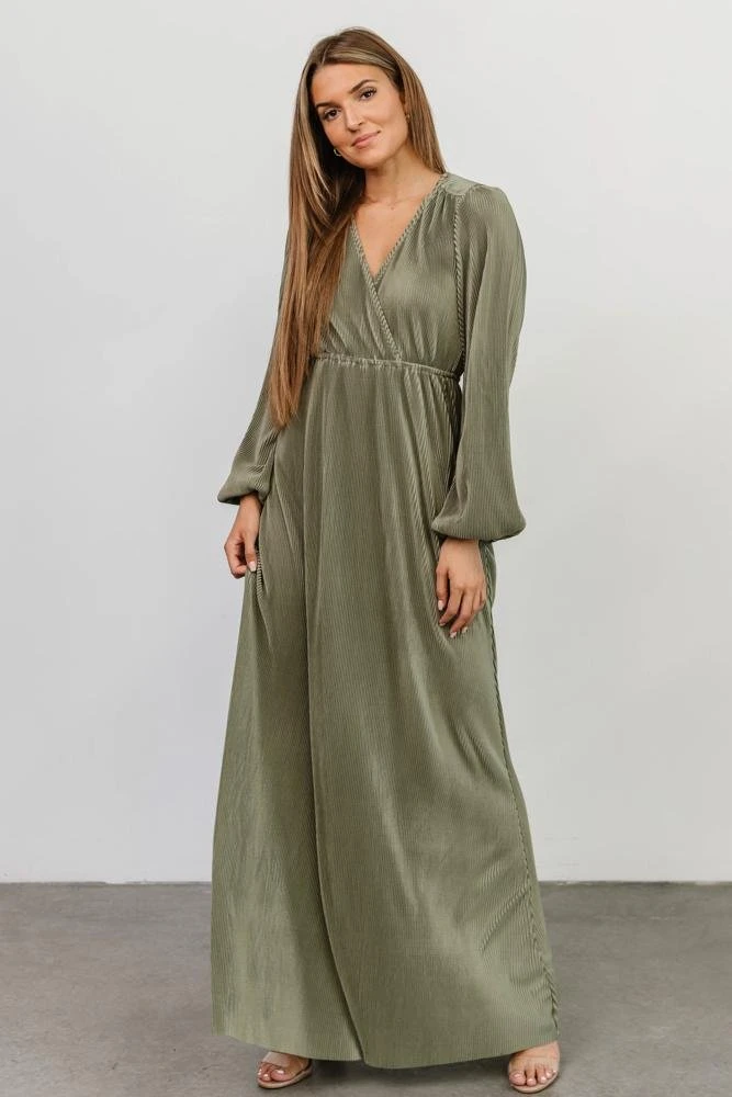 BB Custom Dresses Venus Pleated Maxi Dress | Sage 1 BB Custom Dresses Venus Pleated Maxi Dress | Sage