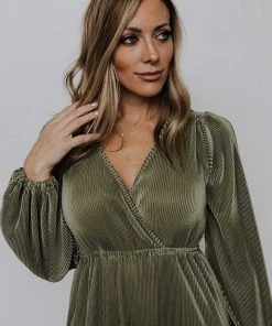 BB Custom Dresses Venus Pleated Maxi Dress | Sage 16 BB Custom Dresses Venus Pleated Maxi Dress | Sage