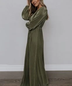 BB Custom Dresses Venus Pleated Maxi Dress | Sage 15 BB Custom Dresses Venus Pleated Maxi Dress | Sage