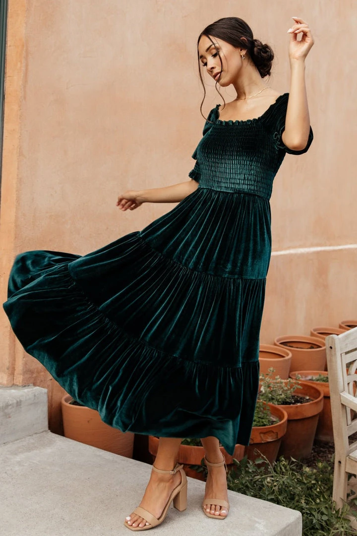 BB Custom Dresses Vivaldi Smocked Velvet Midi Dress | Dark Green 3 BB Custom Dresses Vivaldi Smocked Velvet Midi Dress | Dark Green