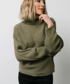 LUM Tops Whitney Ribbed Turtle Neck Sweater | Dusty Olive
