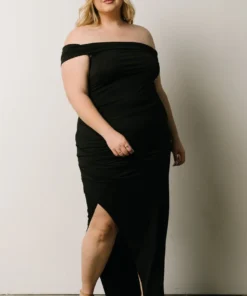 DD Zaire Off Shoulder Maxi Dress | Black Dresses 7 DD Zaire Off Shoulder Maxi Dress | Black Dresses